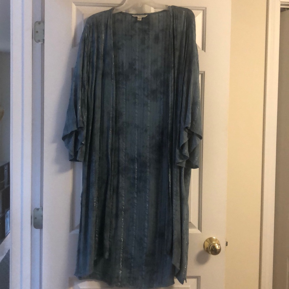 American Eagle blue tie die kimono